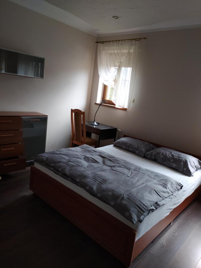 Apartament U Aski 옐레니아구라 외부 사진